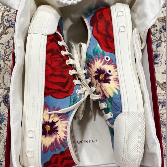 Womens Ferragamo Sneakers in size 11 - Brand new! - Picture 5 of 5